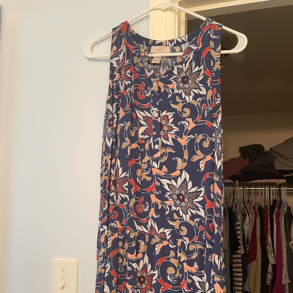 Like new LOFT tank floral dress size Medium Petite